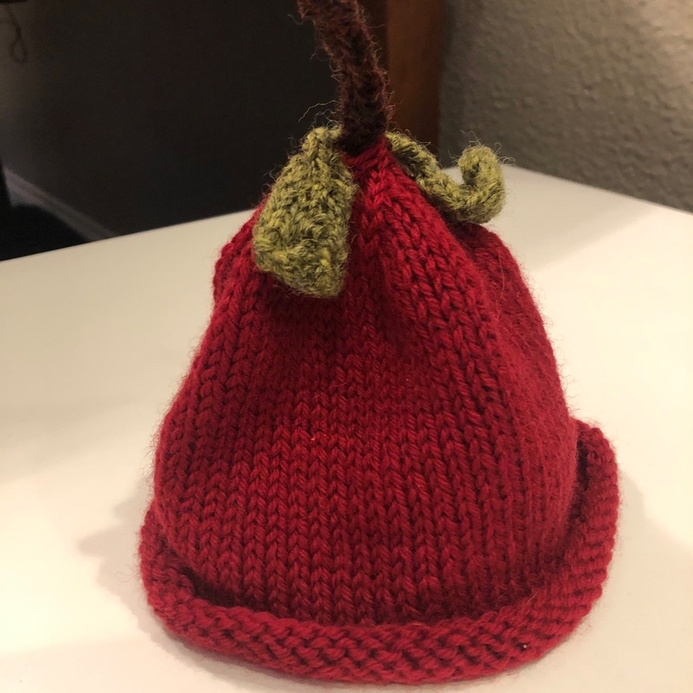 Newborn apple wool hat